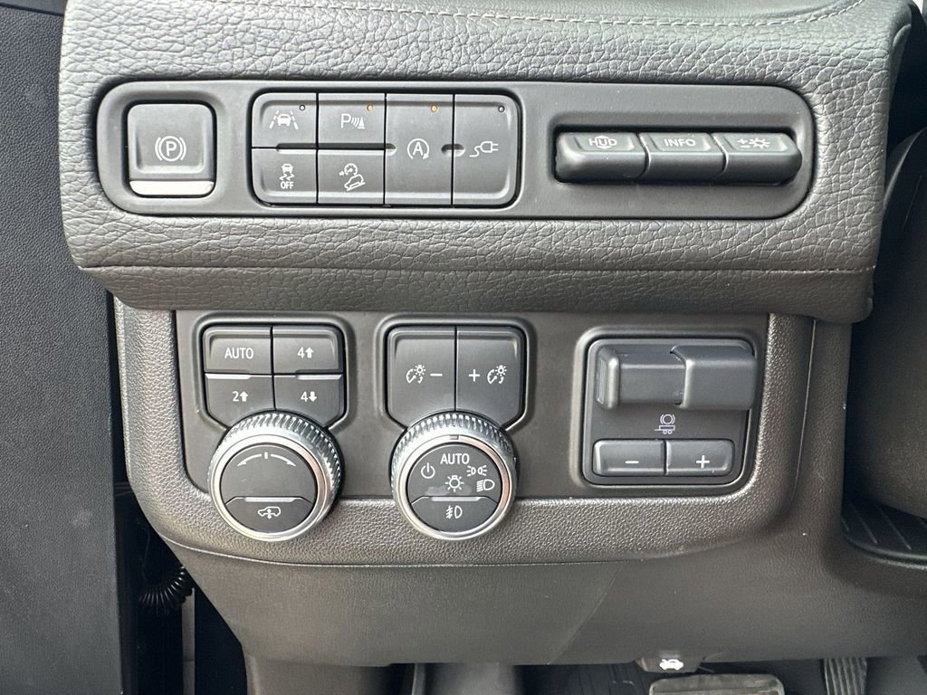 Certified 2021 GMC Yukon Denali w/ Denali Ultimate Package image 19