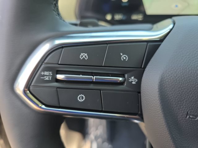 New 2026 Chevrolet Equinox LT w/ Safety and Technology Package AWD/4WD image 17