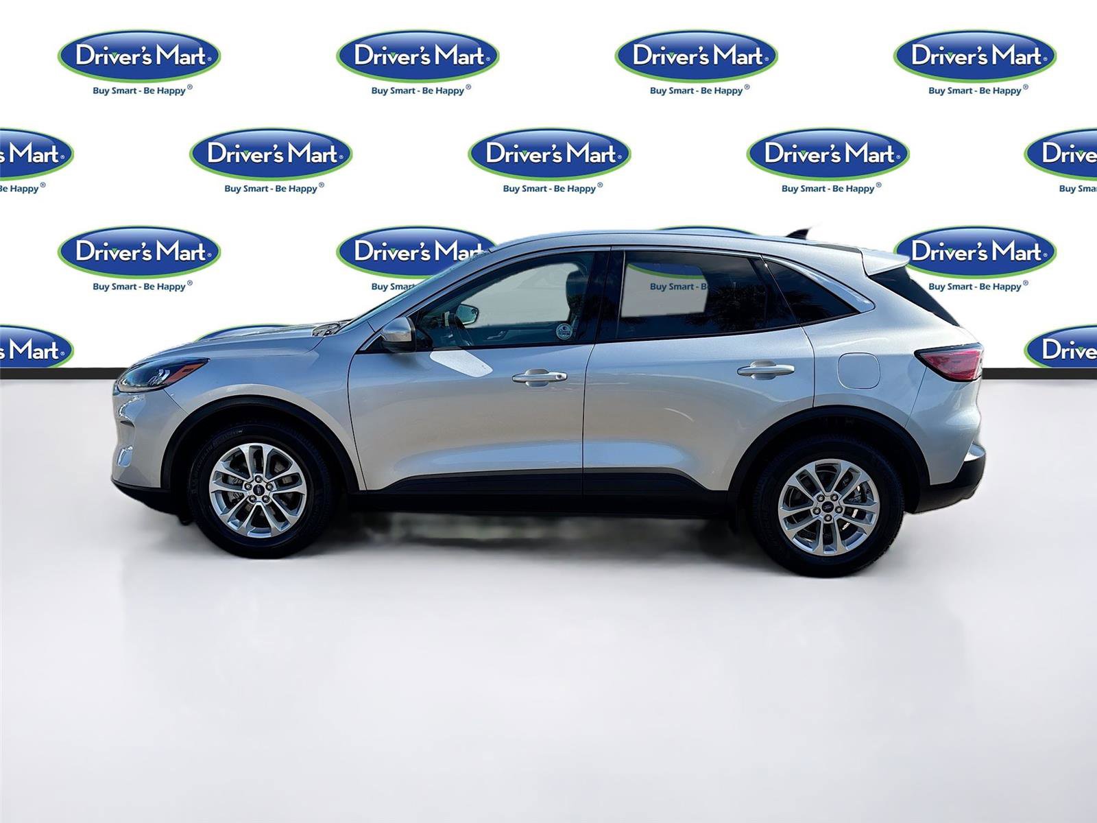 Used 2020 Ford Escape SE image 4