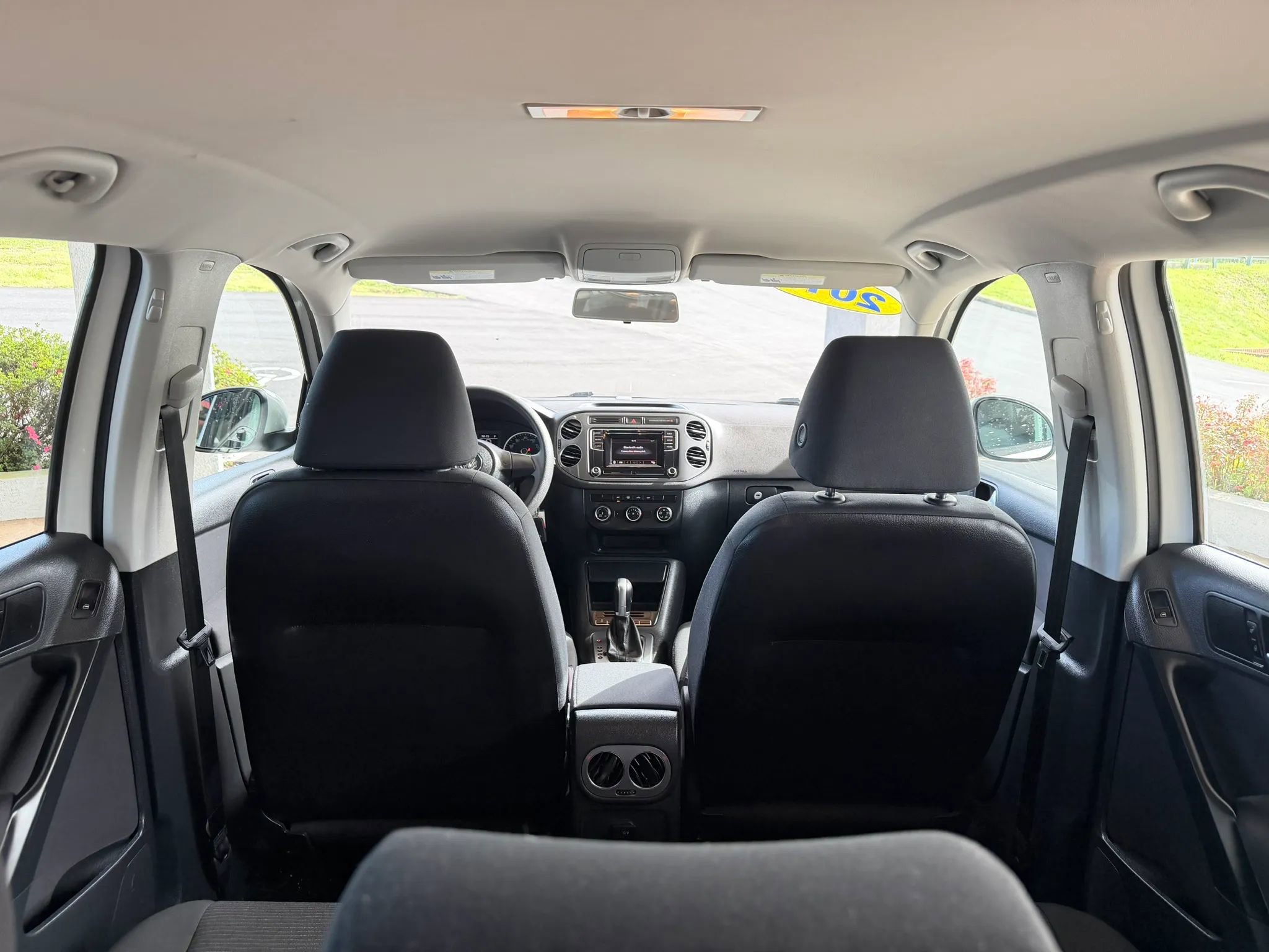 Used 2017 Volkswagen Tiguan Limited image 22