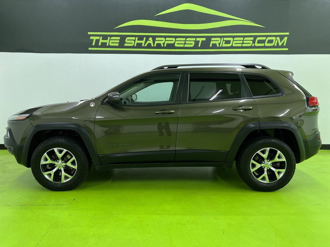 Used 2014 Jeep Cherokee Trailhawk w/ Comfort/Convenience Group AWD/4WD image 6