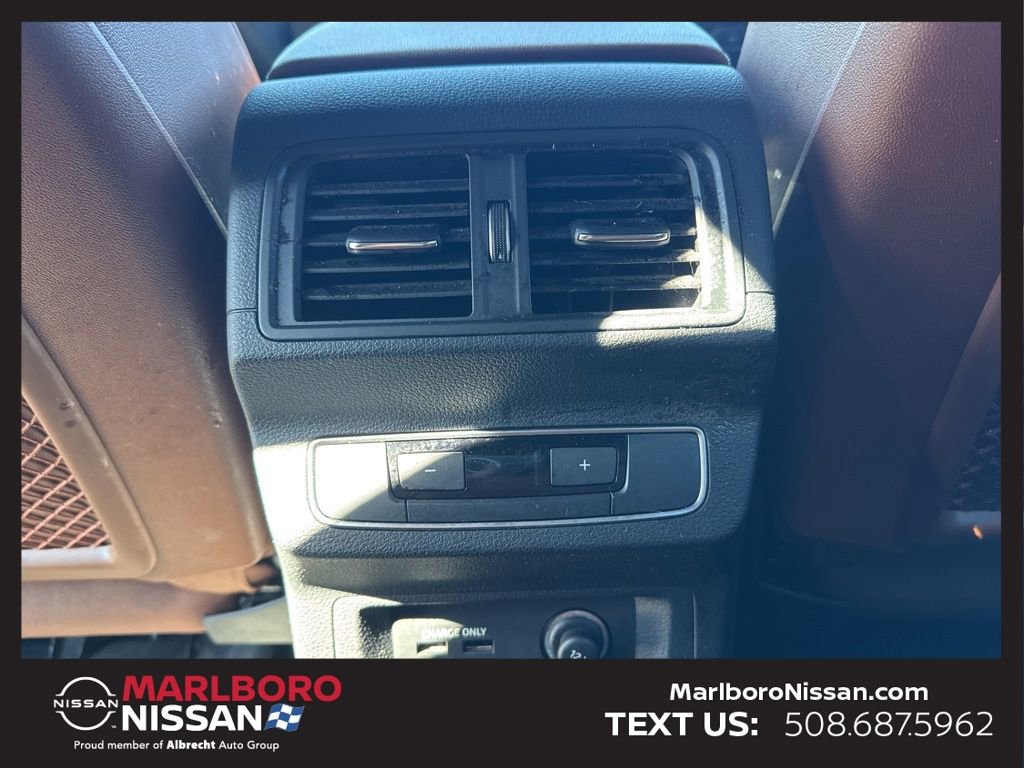 Used 2023 Audi Q5 2.0T Premium w/ Convenience Package image 19