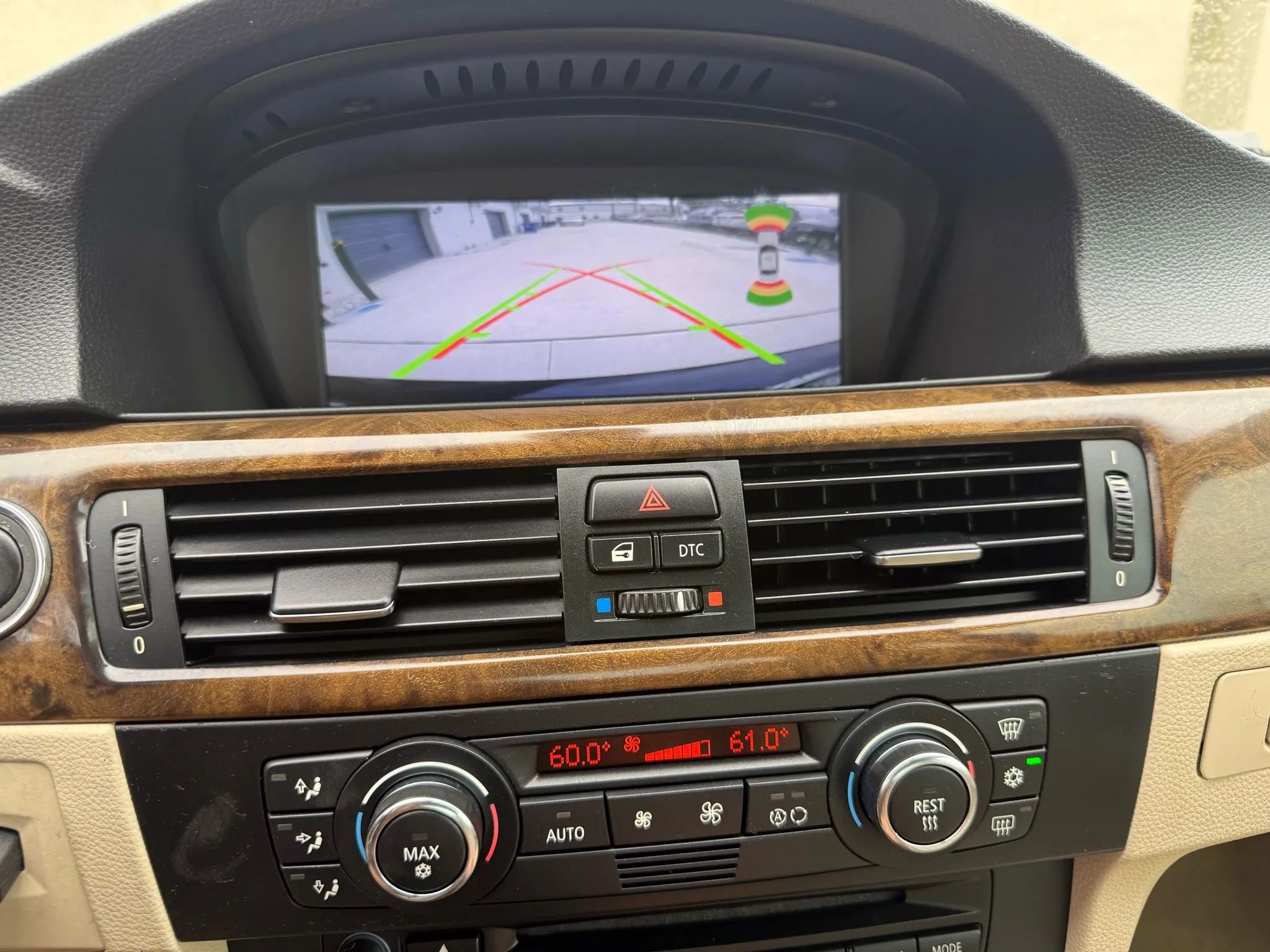 Used 2009 BMW 335i Coupe w/ Premium Pkg image 11