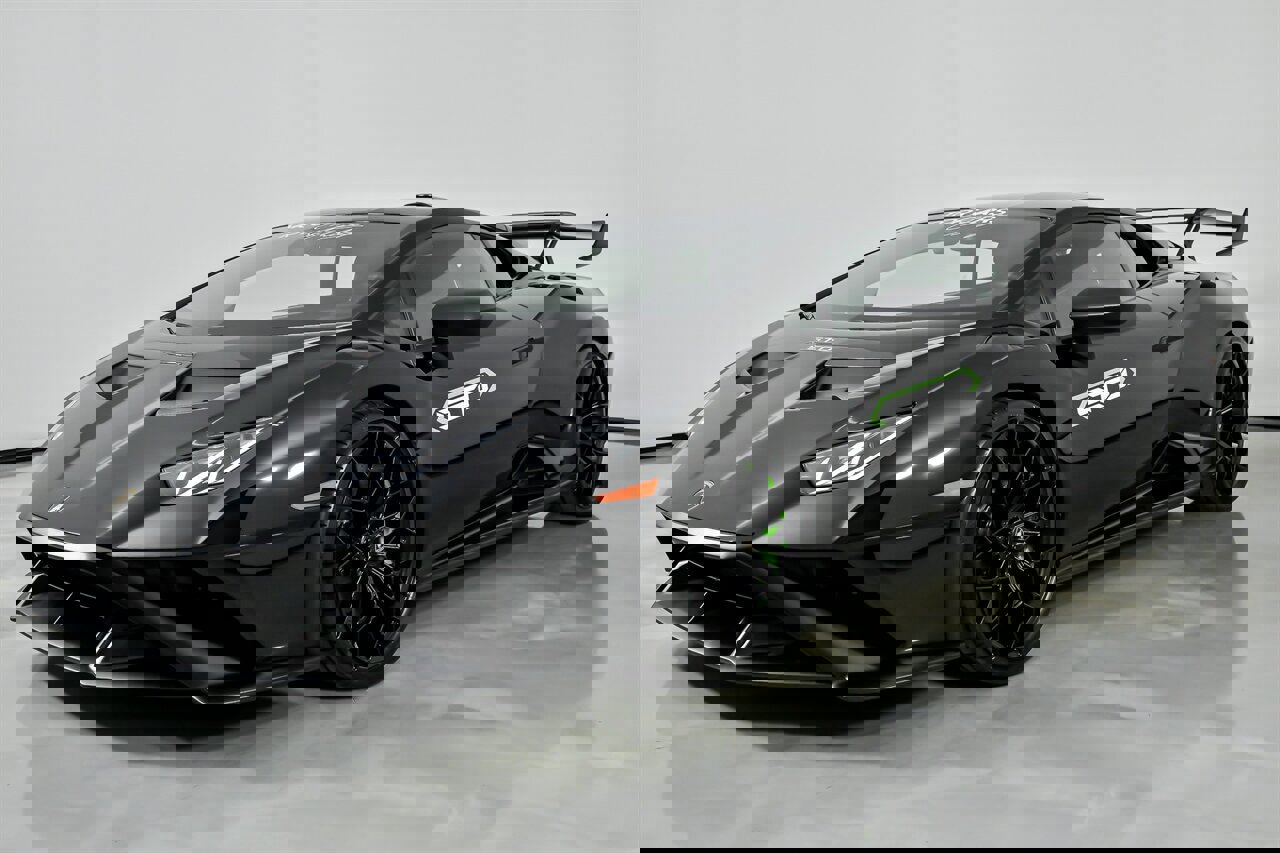 Used 2022 Lamborghini Huracan STO image 6