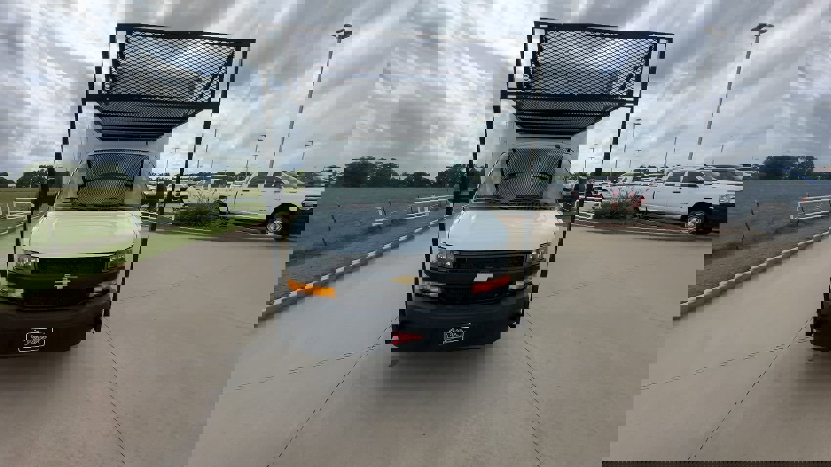 Used 2019 Chevrolet Express 3500 RWD image 9