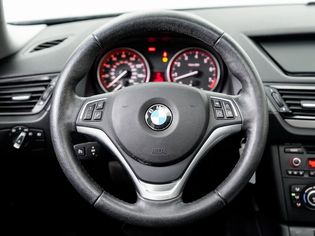 Used 2015 BMW X1 xDrive28i image 11