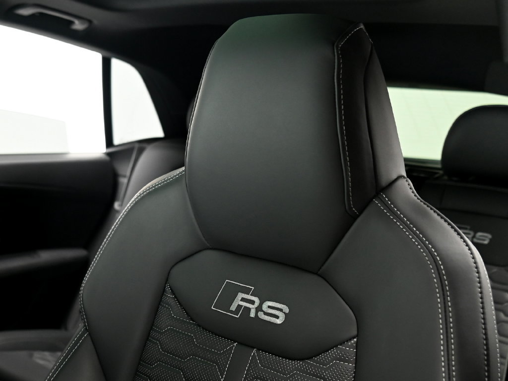 Used 2025 Audi RS Q8 performance w/ RS Design Package - Gray AWD/4WD image 18