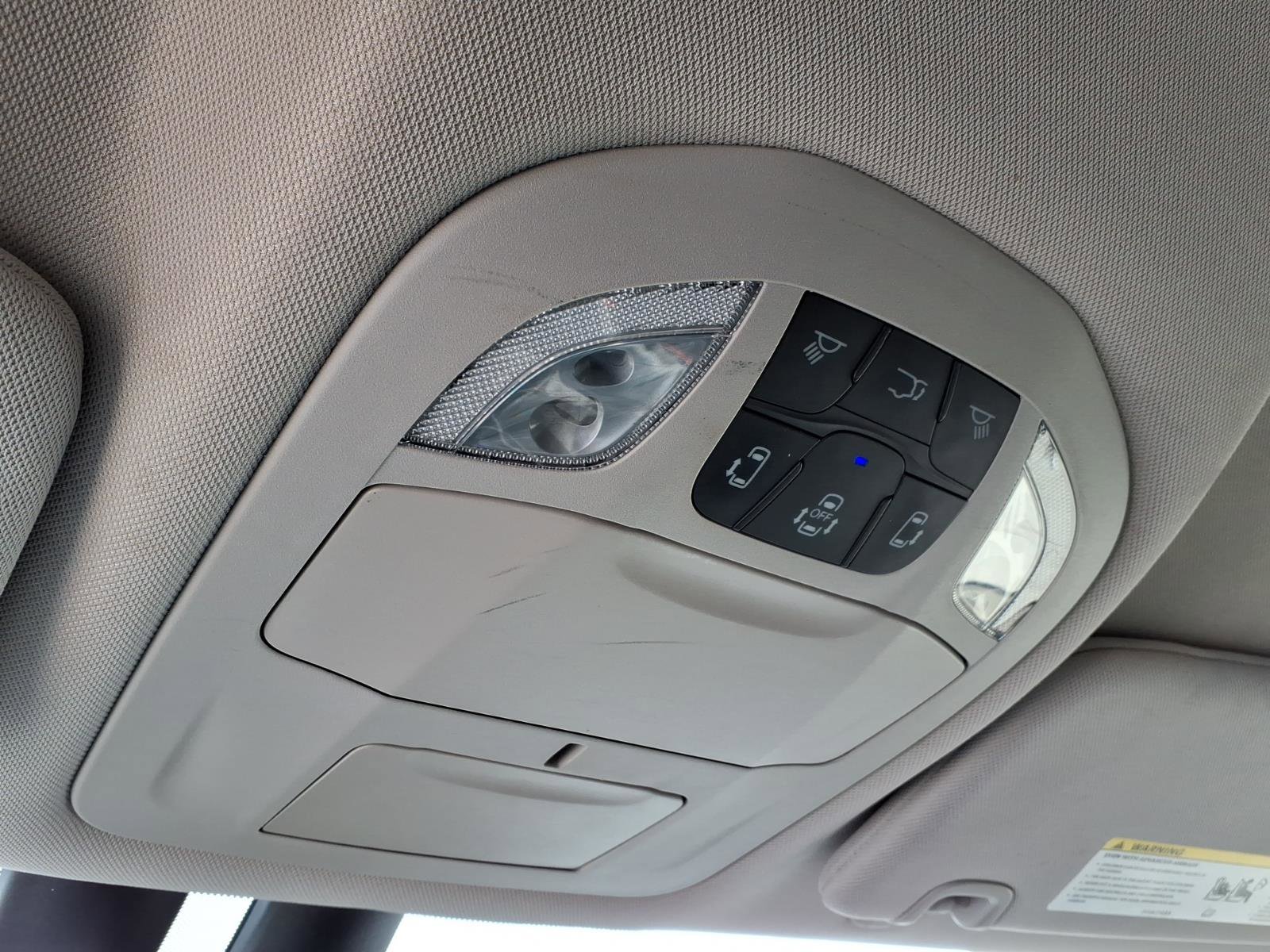 Used 2021 Chrysler Pacifica Touring-L image 22