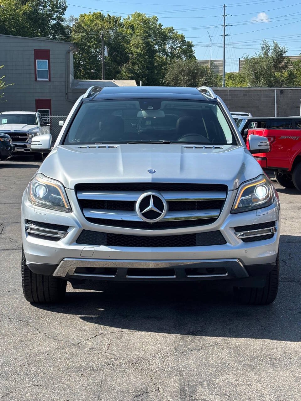 Used 2013 Mercedes-Benz GL 450 4MATIC image 3