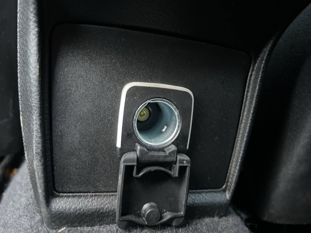 Used 2025 Jeep Compass Limited image 29