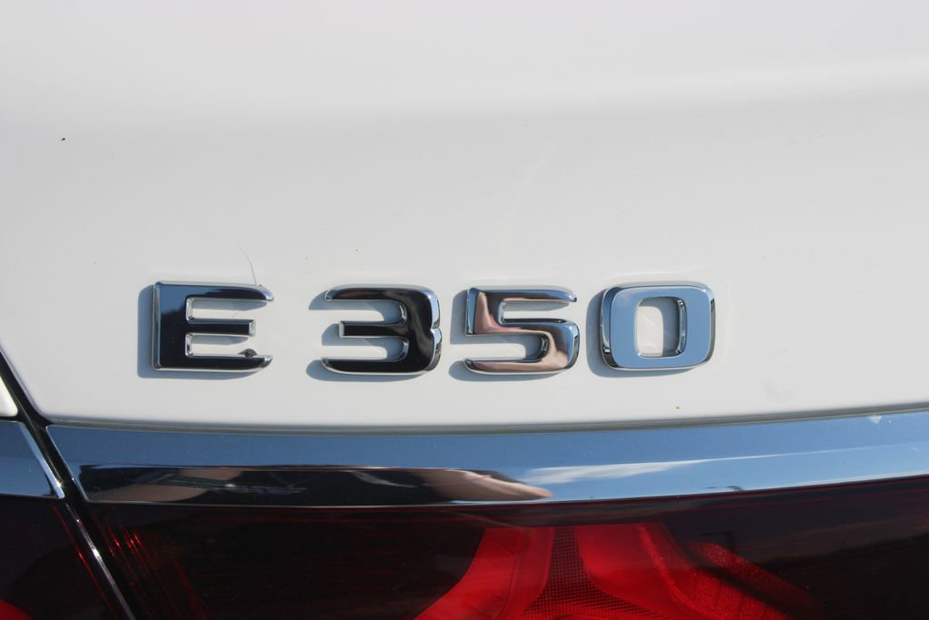 Used 2025 Mercedes-Benz E 350 Sedan image 19