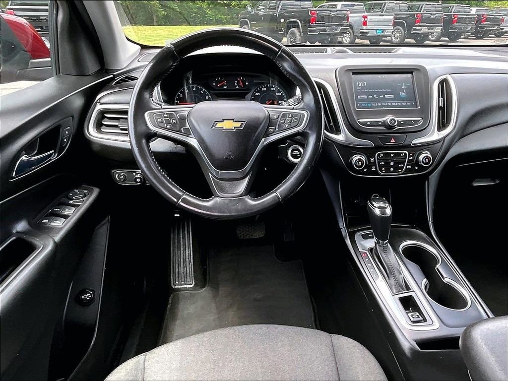 Used 2018 Chevrolet Equinox LT AWD/4WD image 16