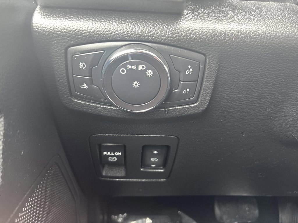 Used 2019 Ford F150 XLT w/ Equipment Group 302A Luxury image 24