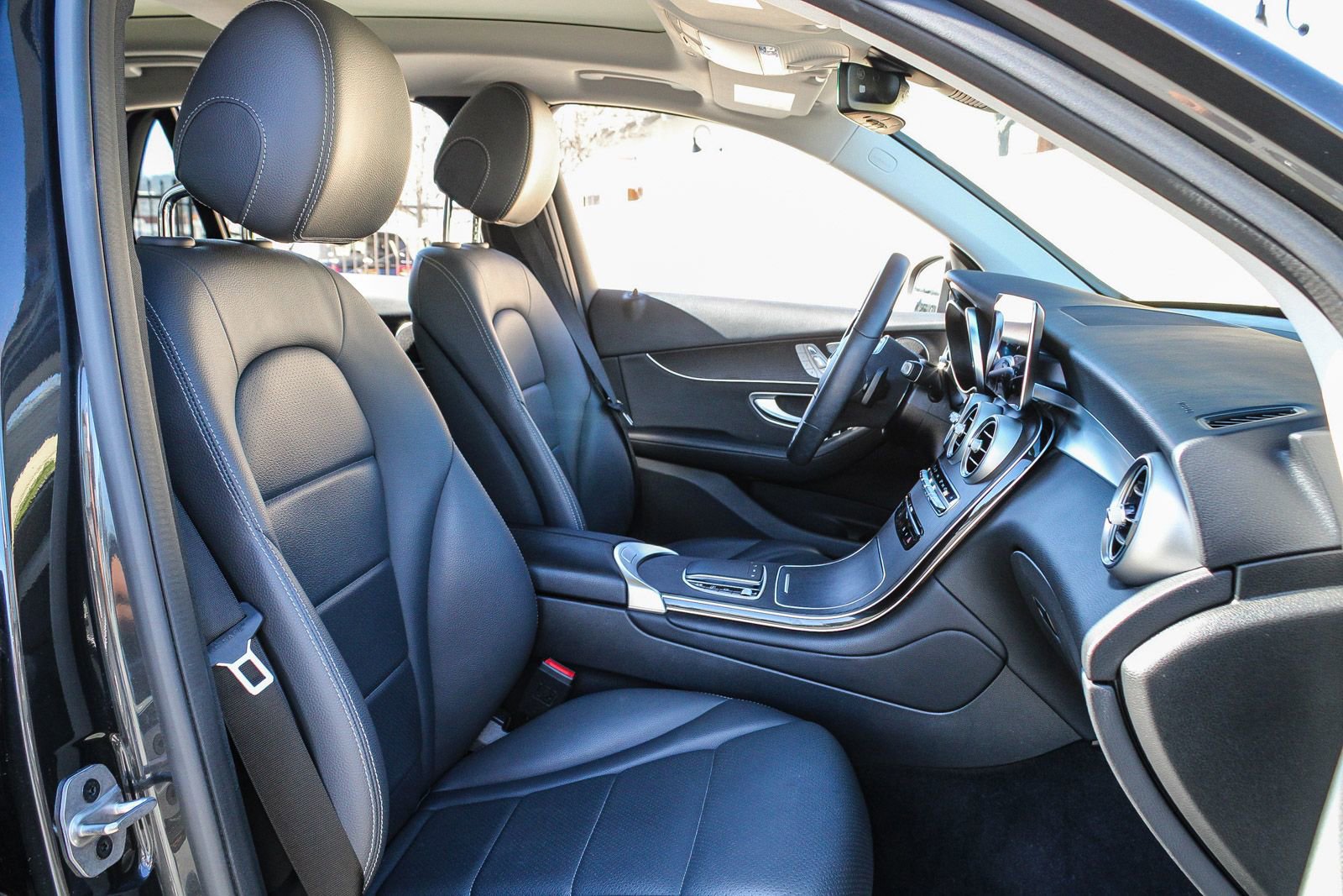 Certified 2022 Mercedes-Benz GLC 300 image 19