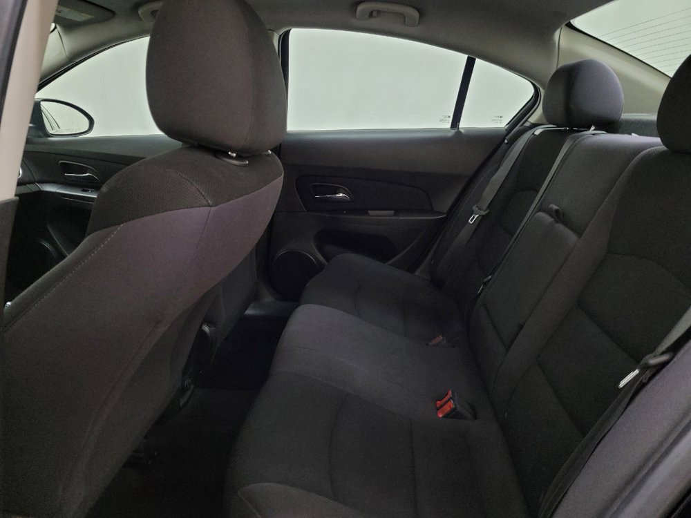 Used 2014 Chevrolet Cruze LT FWD image 18