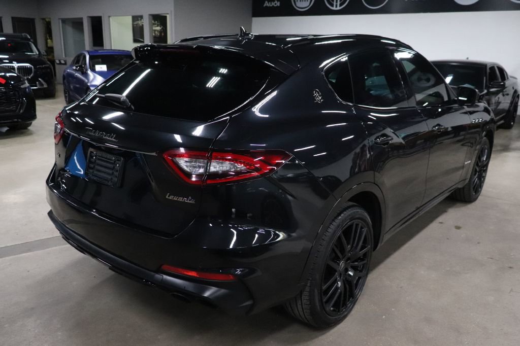 Used 2020 Maserati Levante GranSport image 5