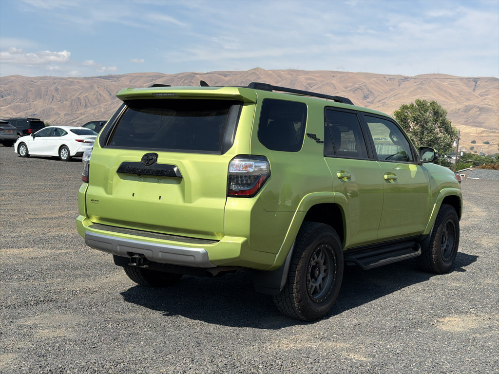 Certified 2023 Toyota 4Runner TRD Off-Road Premium w/ Moonroof Package AWD/4WD image 12