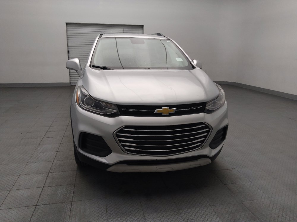 Used 2017 Chevrolet Trax LT w/ Sun & Sound Package AWD/4WD image 14