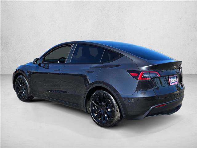 Used 2024 Tesla Model Y Long Range AWD/4WD image 8