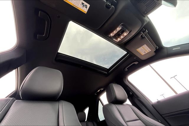 Used 2022 Mercedes-Benz GLE 350 4MATIC w/ Premium Package image 22