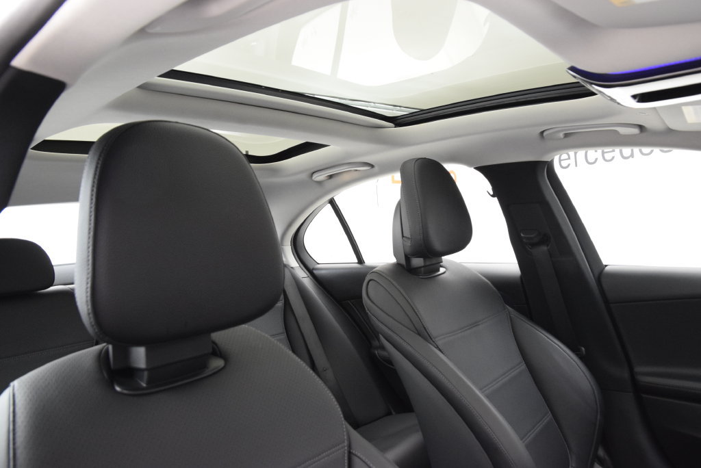 Certified 2023 Mercedes-Benz C 300 Sedan image 18