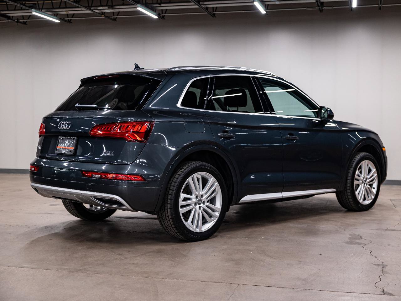 Used 2018 Audi Q5 2.0T Premium Plus w/ Premium Plus Package AWD/4WD image 5