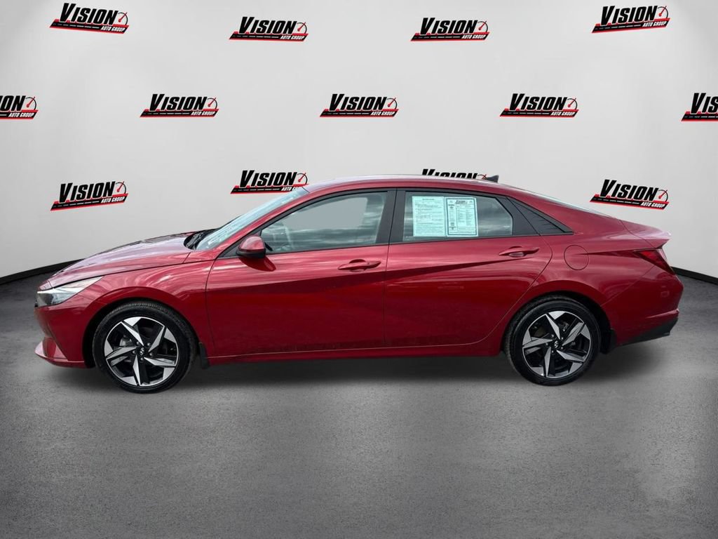 Certified 2023 Hyundai Elantra SEL w/ Convenience Package FWD image 8