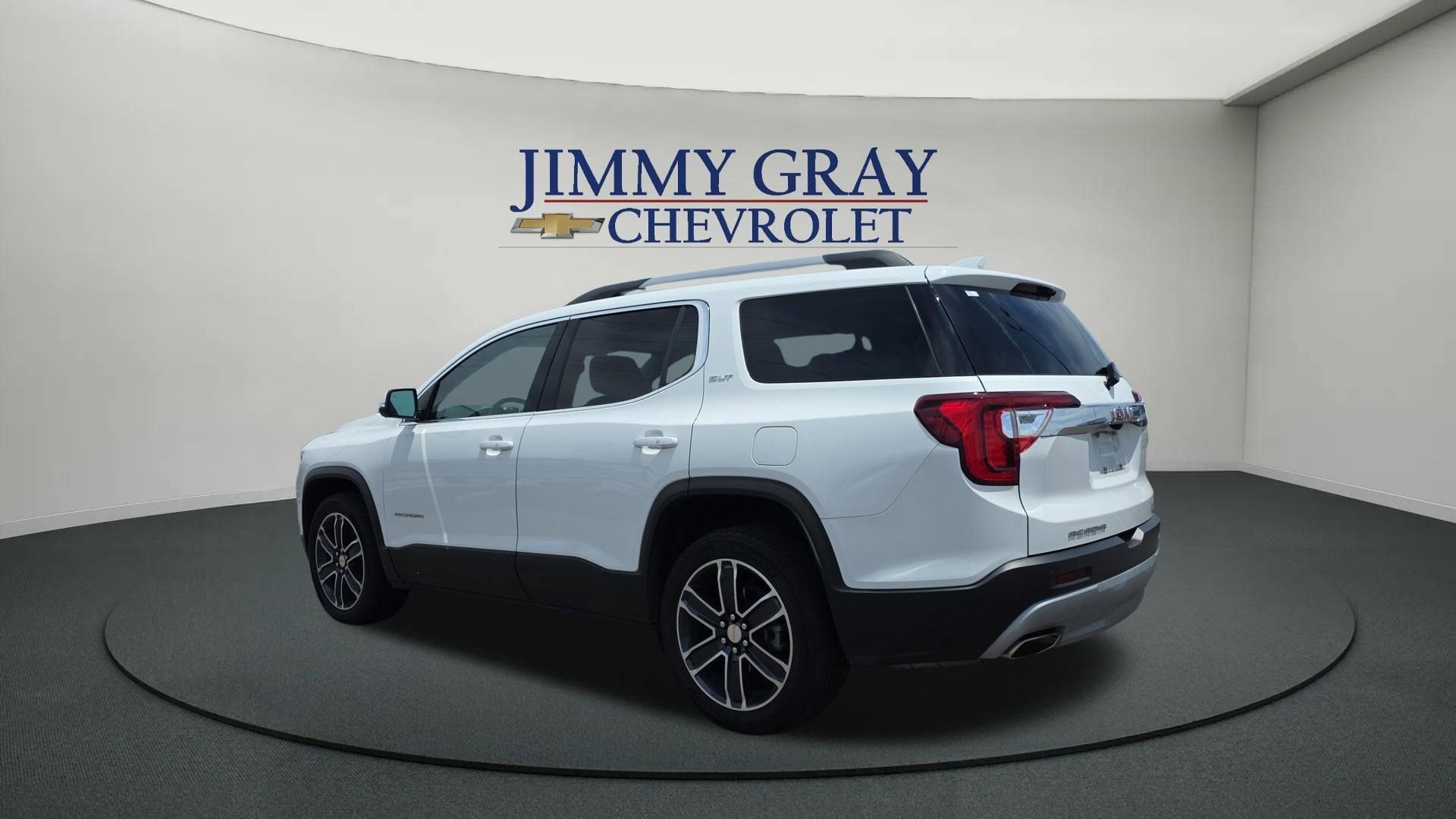 Used 2021 GMC Acadia SLT w/ Technology Package FWD image 3