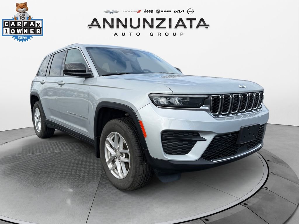 Certified 2025 Jeep Grand Cherokee Laredo X w/ Luxury Tech Group I AWD/4WD image 7