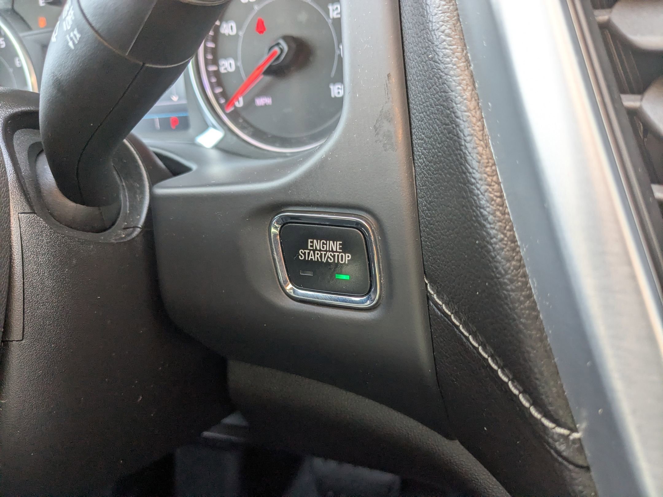 Used 2021 GMC Acadia SLE w/ Elevation Edition image 19