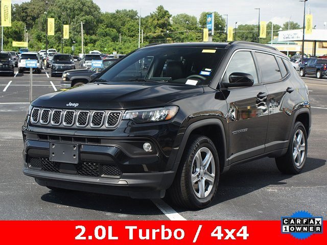 Used 2024 Jeep Compass Latitude image 1