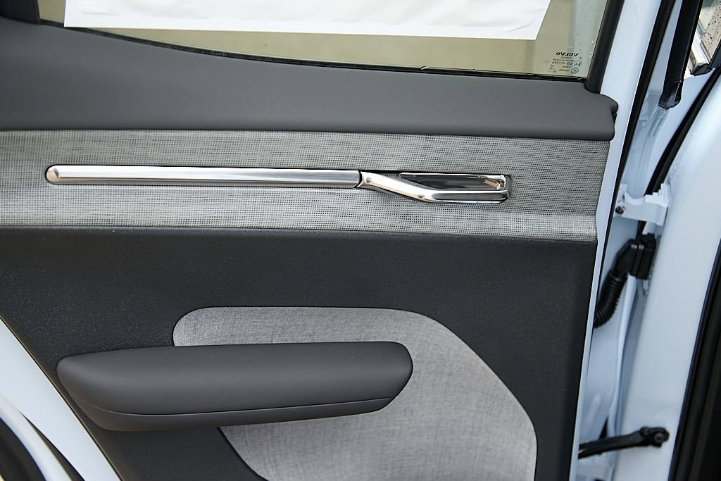 New 2026 Volvo EX30 Ultra image 17