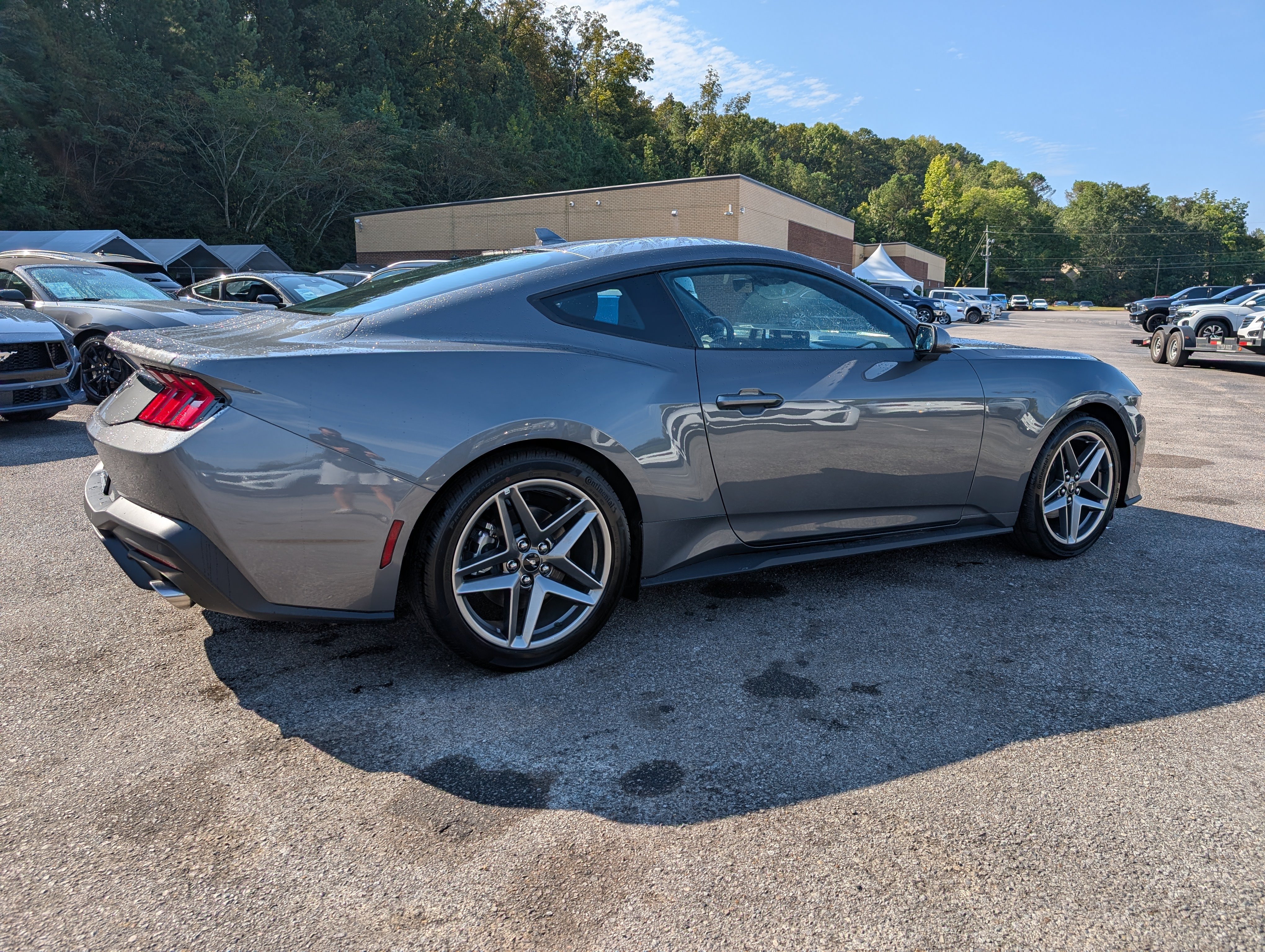 Used 2026 Ford Mustang Coupe RWD image 9