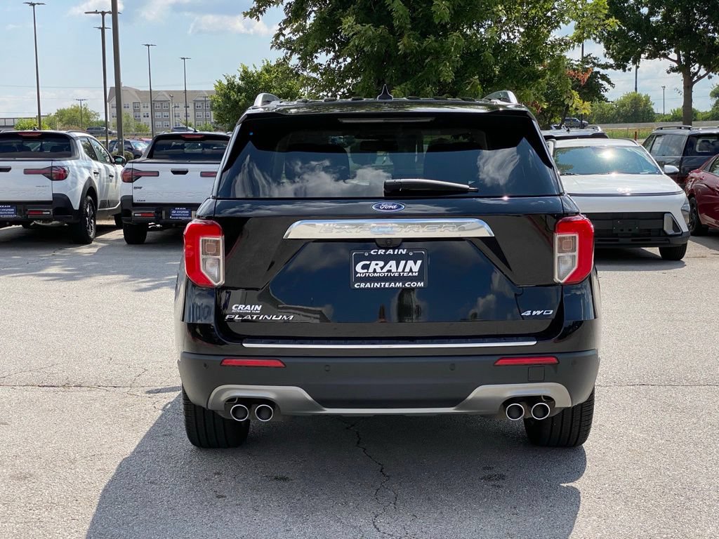 Used 2023 Ford Explorer Platinum w/ Technology Package AWD/4WD image 6