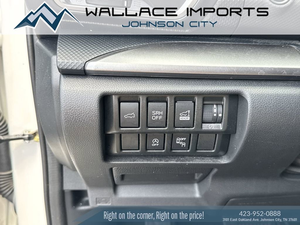 Certified 2023 Subaru Forester Premium image 33