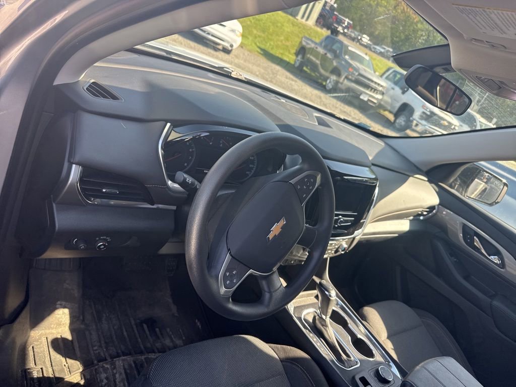 Used 2020 Chevrolet Traverse LS AWD/4WD image 19