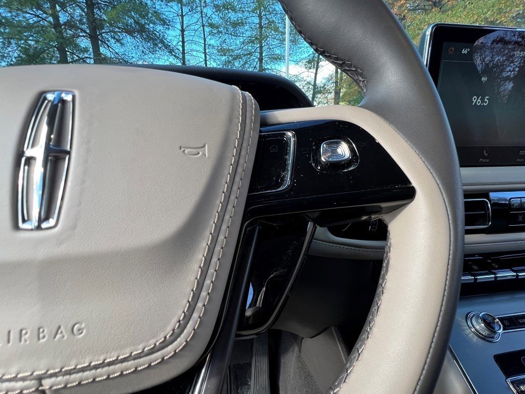 Certified 2023 Lincoln Aviator AWD w/ Elements Package image 26