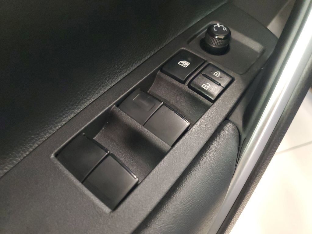 Certified 2024 Toyota Corolla Cross LE w/ Moonroof Package image 20