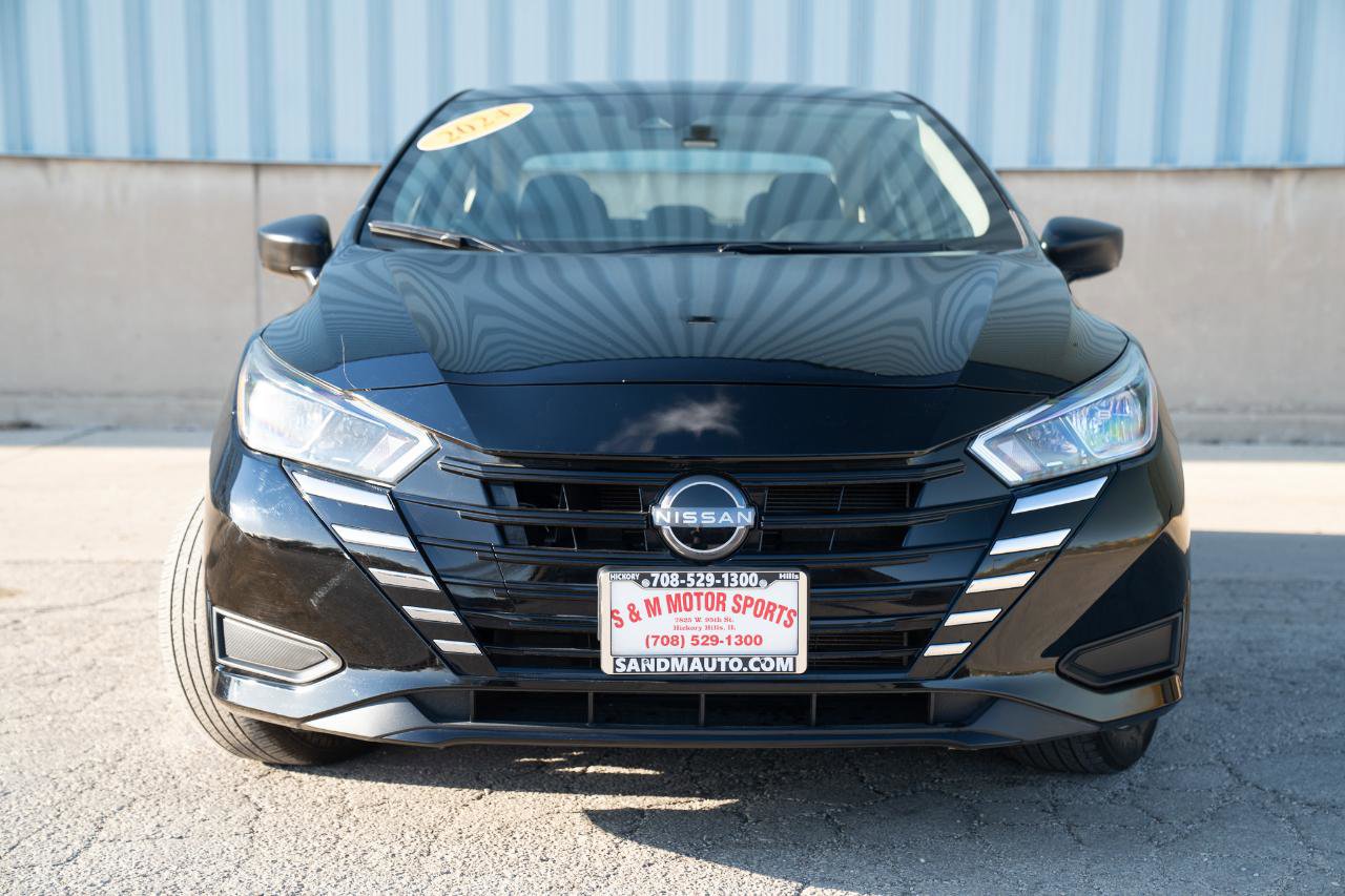 Used 2024 Nissan Versa S w/ S Plus Package FWD image 3