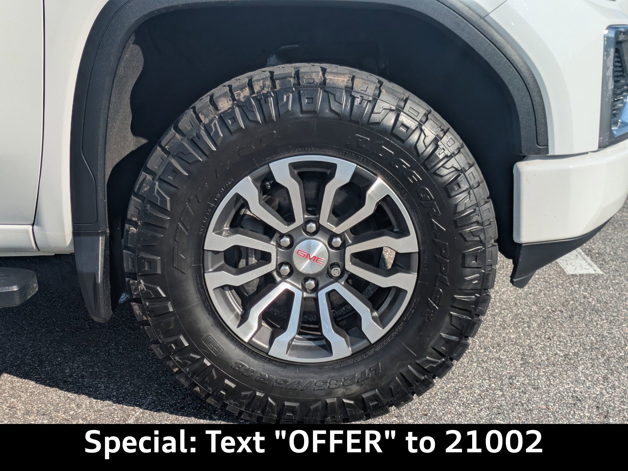 Used 2019 GMC Sierra 1500 AT4 w/ AT4 Premium Package image 11