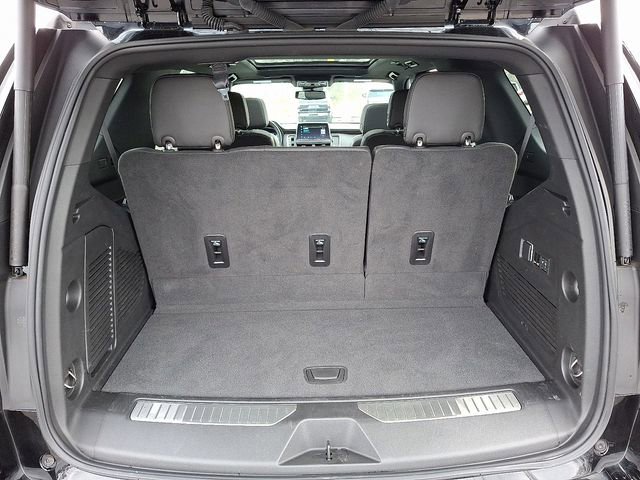 Used 2024 Chevrolet Tahoe Z71 w/ Luxury Package image 26