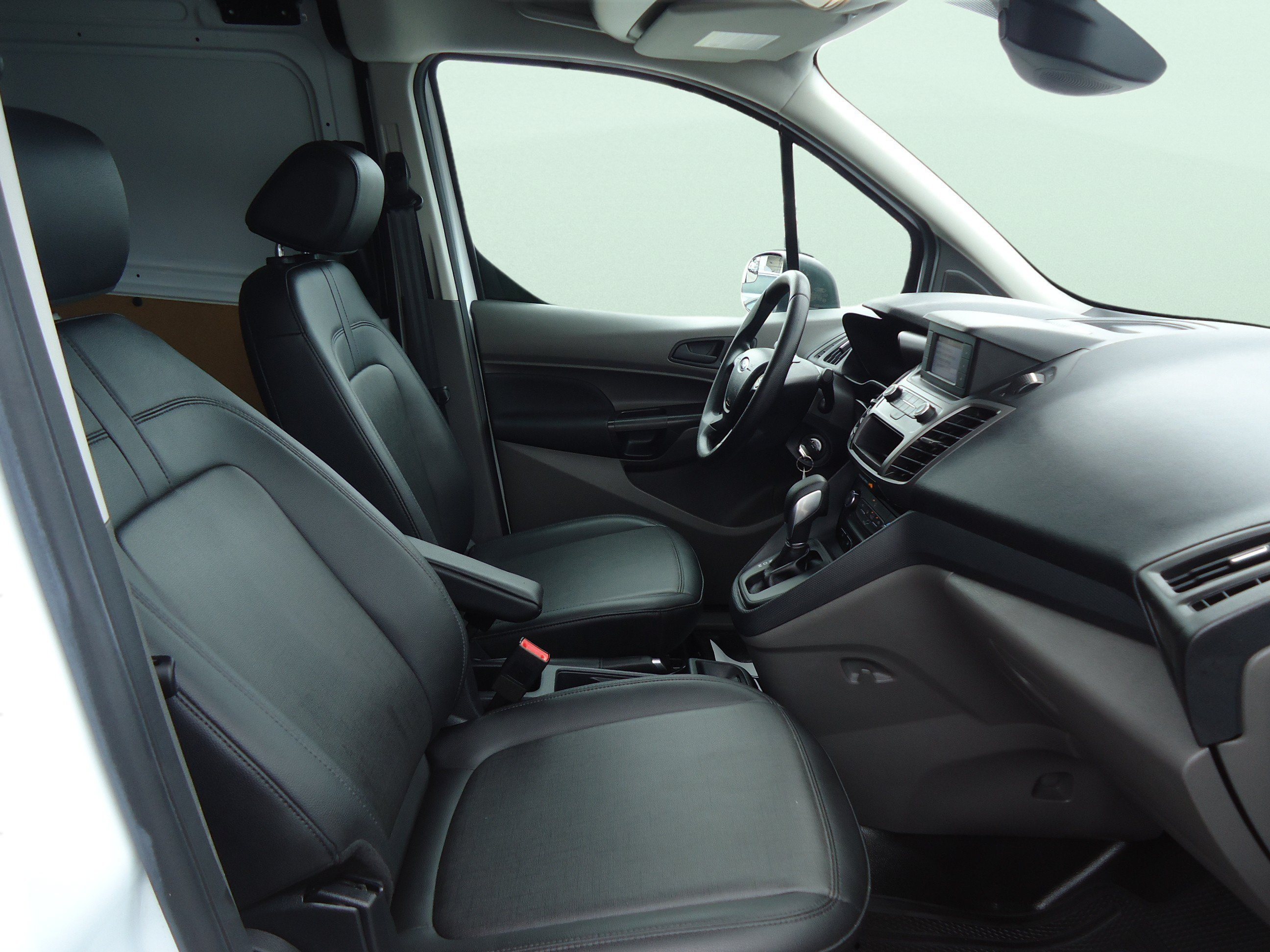 Used 2020 Ford Transit Connect XL FWD image 22