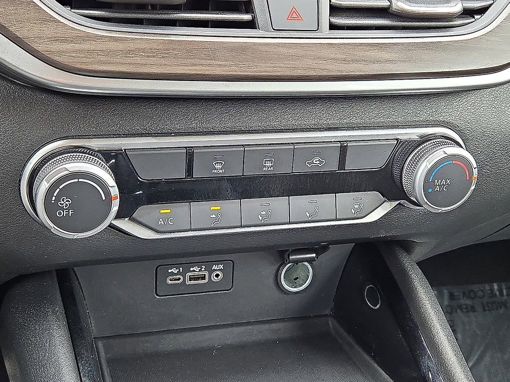 Used 2024 Nissan Altima 2.5 SV image 27