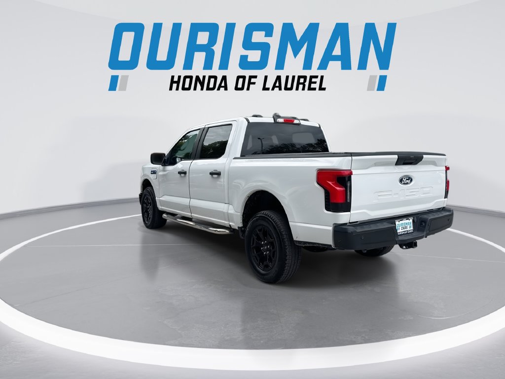 Used 2025 Ford F150 Lightning Pro AWD/4WD image 6