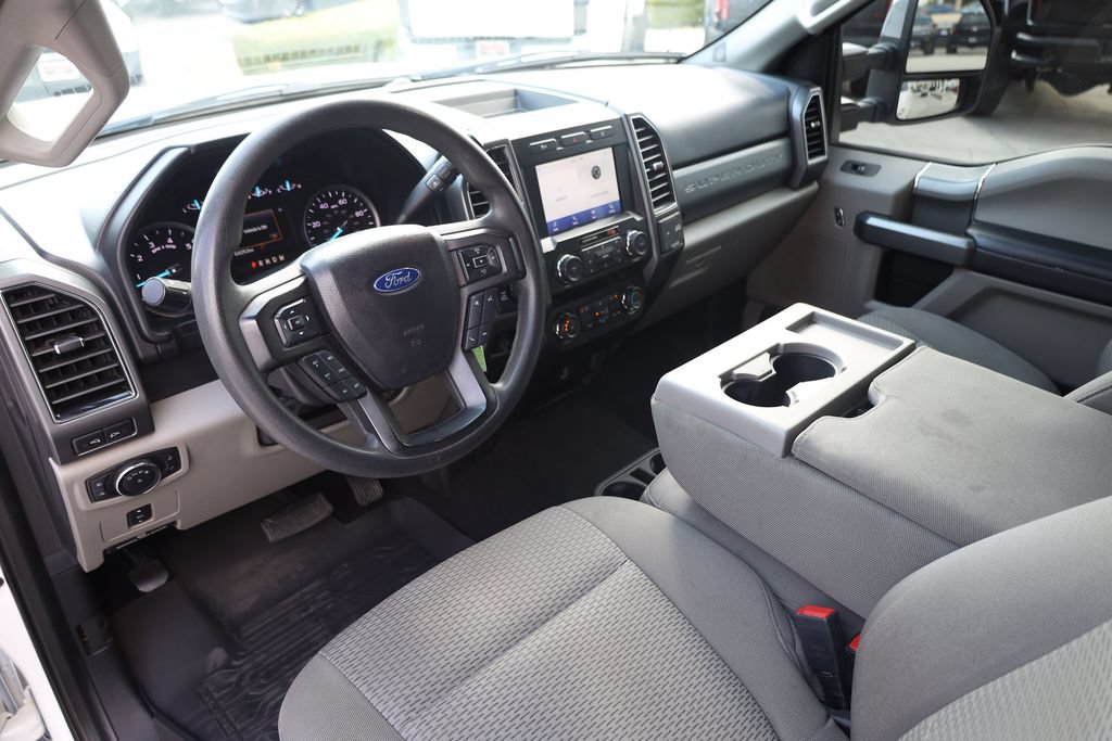 Used 2020 Ford F350 XLT w/ XLT Premium Package AWD/4WD image 12