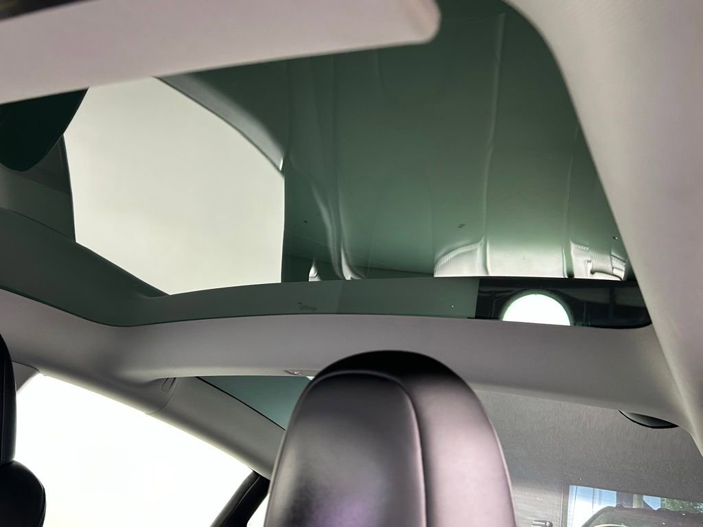 Used 2023 Tesla Model 3 Standard Range RWD image 27