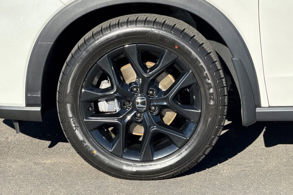 Certified 2025 Honda HR-V Sport image 26