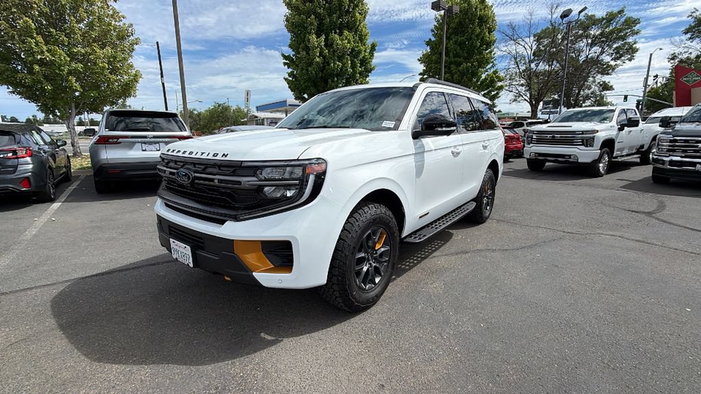 Used 2026 Ford Expedition Tremor AWD/4WD image 1