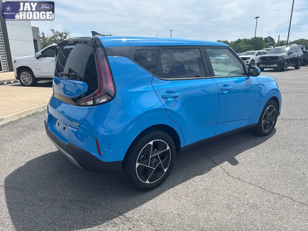 Used 2025 Kia Soul EX FWD image 6