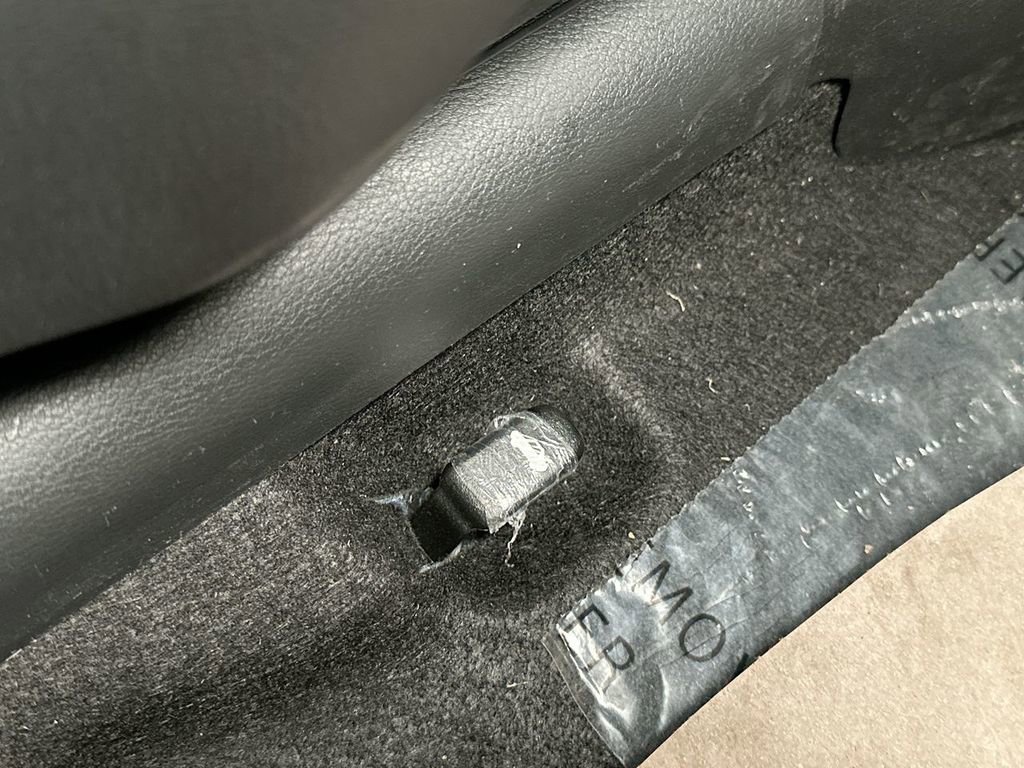 Used 2025 Nissan Versa SR w/ Trunk Package image 18